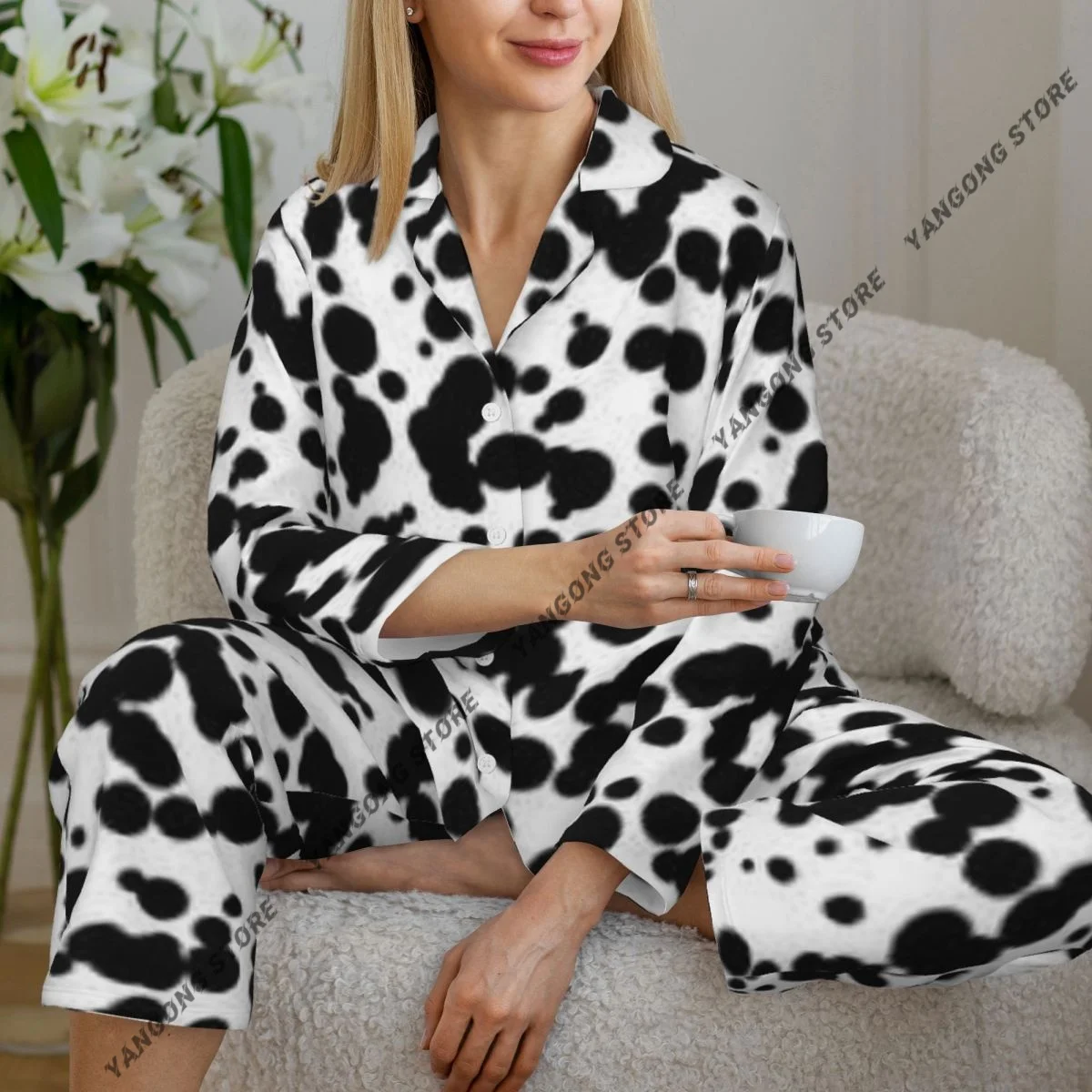 

Women Sleepwear Loungewear Dalmatian Dog Pattern Long Sleeve Lapel Neck Shirt and Elastic Waist Pants Pajamas Set