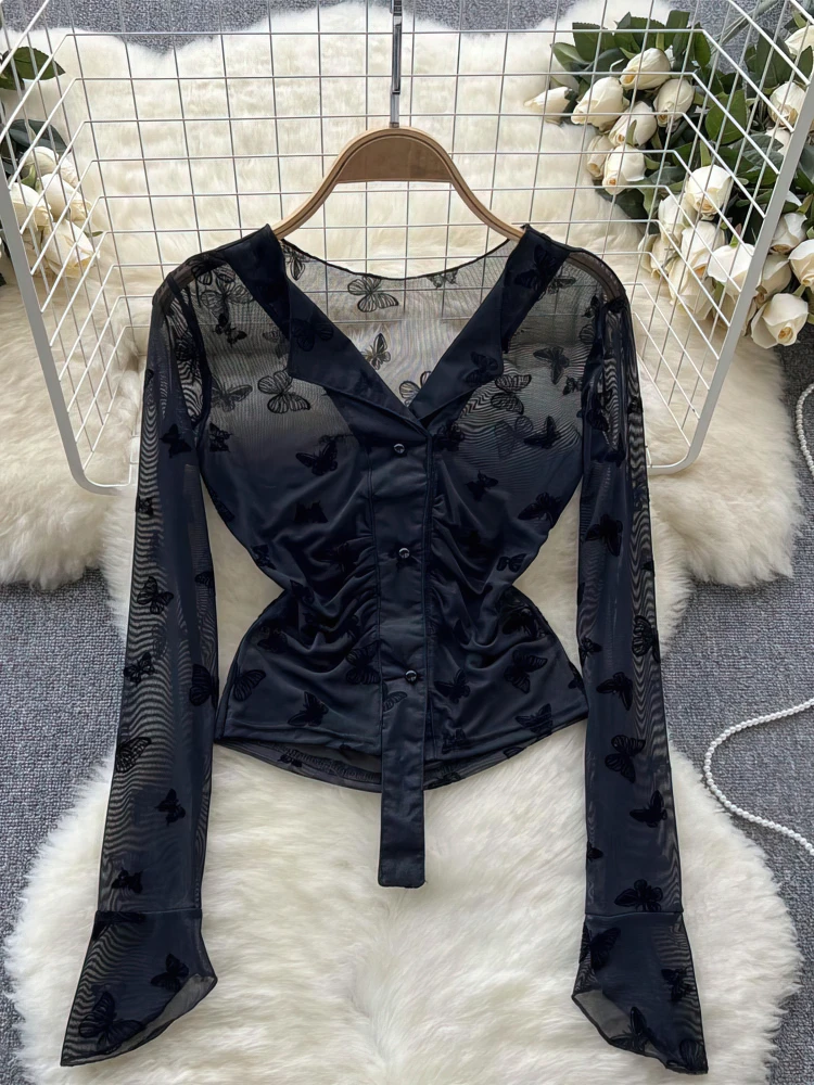 

Сетчатый сексуальный топ с принтом бабочки и длинными рукавами, прозрачная блузка с v-образным вырезом, облегающая женская винтажная базовая укороченная рубашка на пуговицах