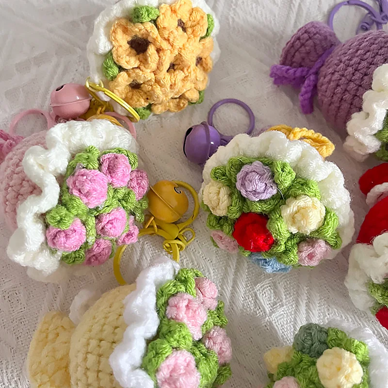 

Милый вязаный крючком брелок-букет, мини-брелок с цветком ручной вязки, кольцо для автомобильной сумки, подвесной кулон, орнамент, подарок на день Святого Валентина для любовника