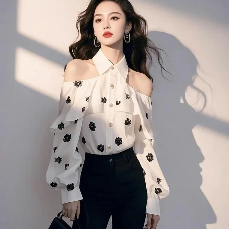

Высококачественная французская рубашка с открытыми плечами с цветочным принтом для женщин, рубашка нового стиля 2025 года