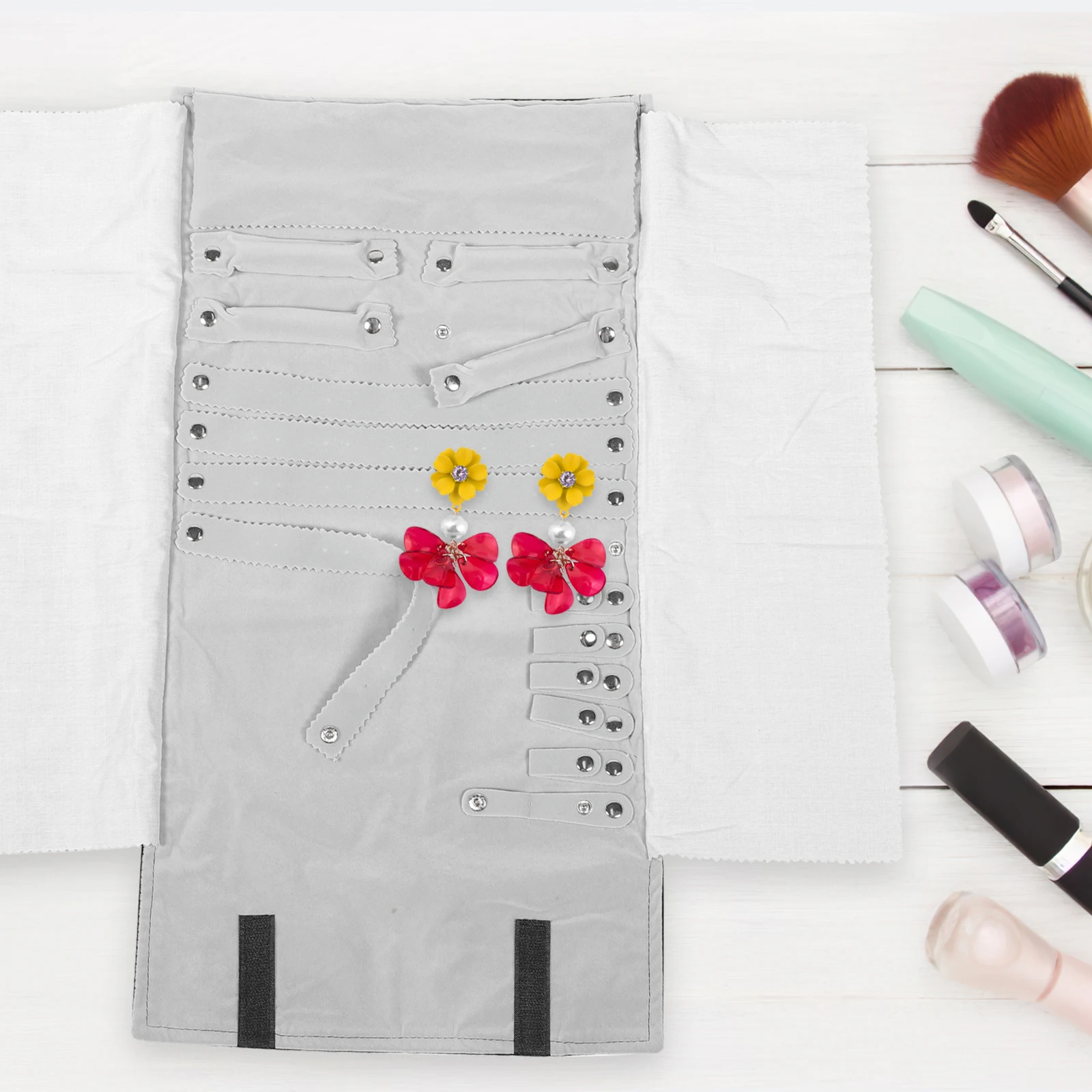 Jewelry Roll Bag Velvet 12 Rings 12 Earrings 6 Necklaces Travel Storage Organizer Case Lightweight Grey Lining Women
