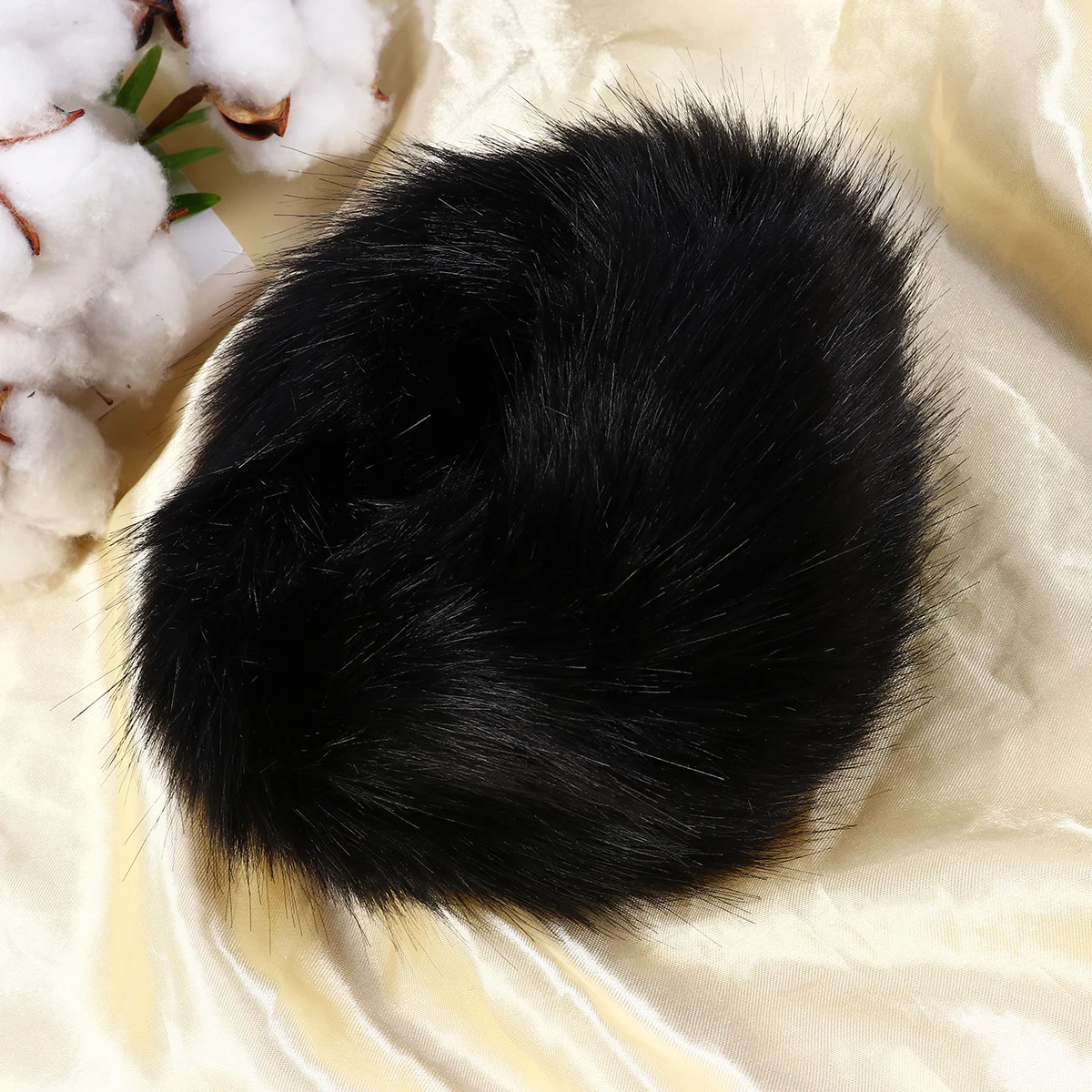

1 Pair Black Faux Arm Warmers Furry Wrist Cuff Warmer Band Elastic Wrist Ring Gifts Decor for Women Party Costumes One Size