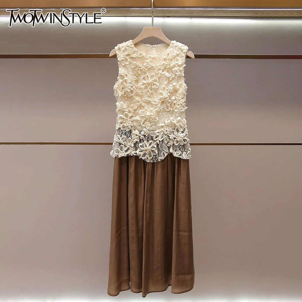 TWOTWINSTYLE Loose Apricot Dresses for Women O Neck Sleeveless Spliced Flower Summer Intellectual Elegant Dress Female KDR561865