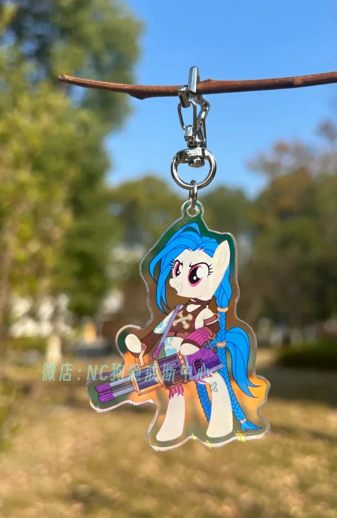 Jinx Anime Keychain Women Arcane Acrylic Key Chain Man Caitlyn Key Ring Pendant European Ornament Accessories Friend Gift