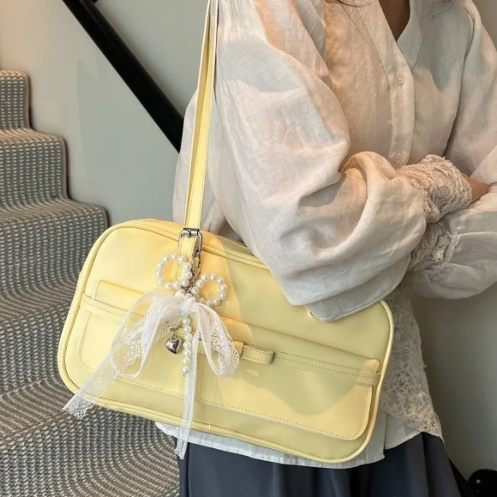 

Стильная милая сумка через плечо с бантом из ПУ, регулируемая, с лентой и жемчужным кулоном, квадратная, для повседневного использования