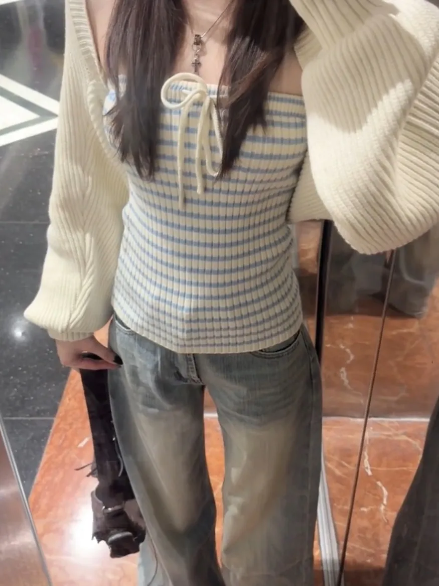 

Early Spring Sweet Sle Korean Pure Desire Hot Girl Striped Knitted Two-Piece Set Color Blo Bustier over Knitted Cardigan