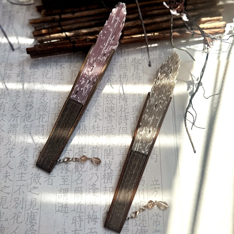 

Lace Embroidery Flower Fan Folding Bamboo Fan Temperament Lady Cheongsam Hanfu National Dance Hand Fan Wedding Art Fan Gifts