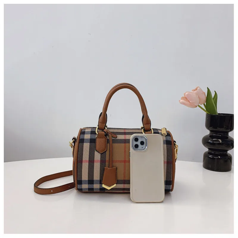 حقيبة يد عصرية فاخرة متعددة الاستخدامات لعام 2025، حقيبة نسائية أنيقة بكتف واحد وكتف متقاطع حقيبة وسادة بوسطن مربعات #3