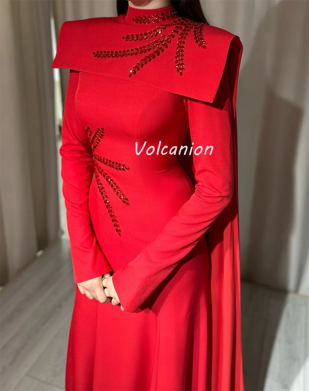 Customized High Quality Exquisite Jersey Pleat Rhinestone Straight High Collar Long Dresses Bespoke Occasion Dresses Elegant