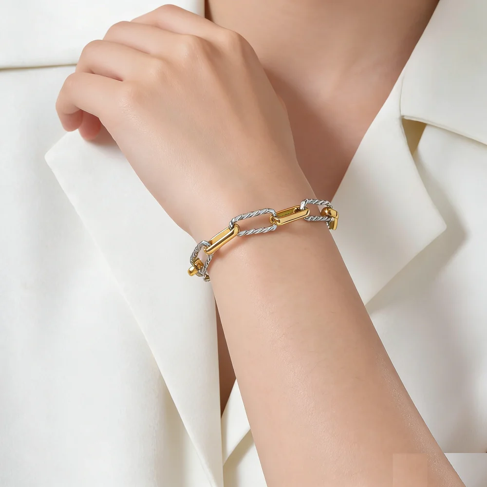 Chunky Twisted Oval Link Chain Bracelet Stainless Steel Waterproof Thick Cable Chain Statement Bracelet Punk Vintage Luxury