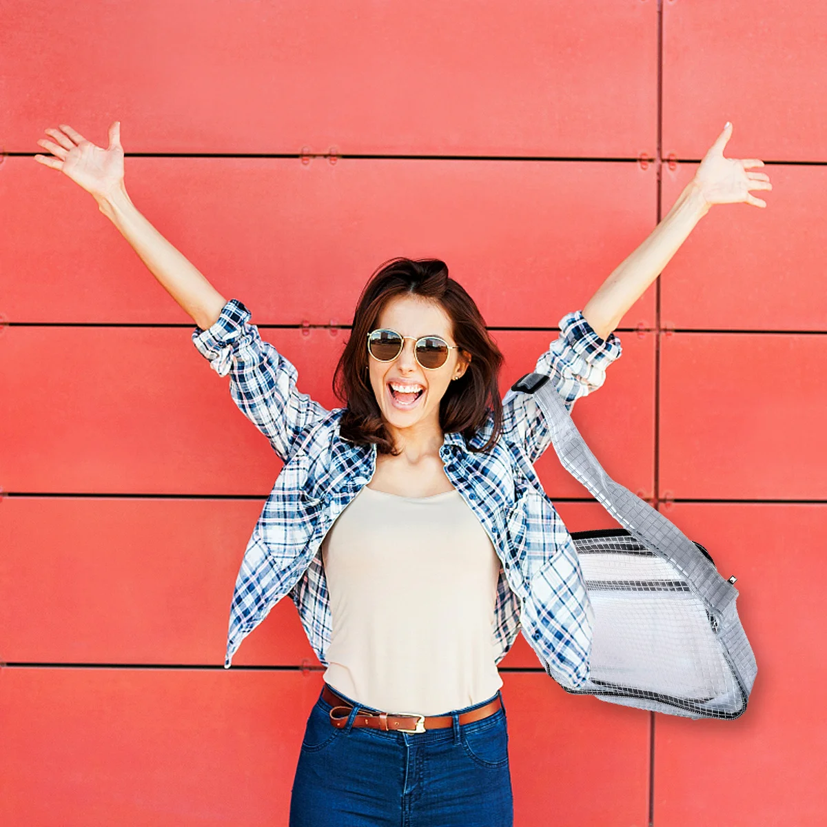 

17 Inch Durable Toolkit Portable Work Bag Transparent Design Roomy Space for Tools Computers Necessaries Black