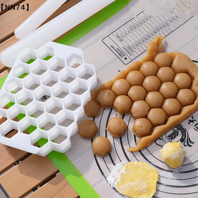 【NN74】Honeycomb Divider Dumpling Pastry Divider Pasta Filling Dough Equalizing Cutter Kitchen Supplies Tools[J]【W4】