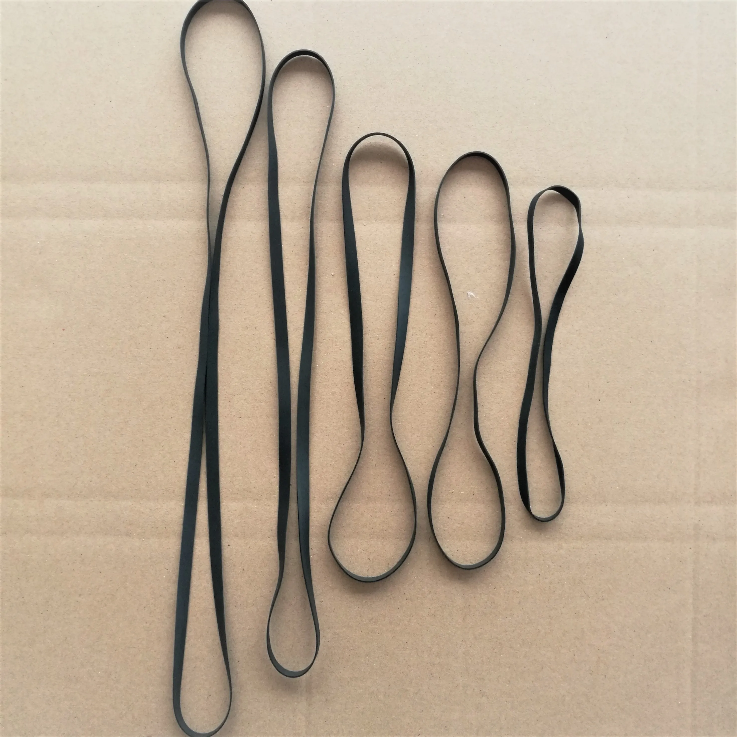 1Pcs wide 5mm flat leather belt, card holder stereo, tape recorder, vinyl record player, tape recorder, flat drive belt.