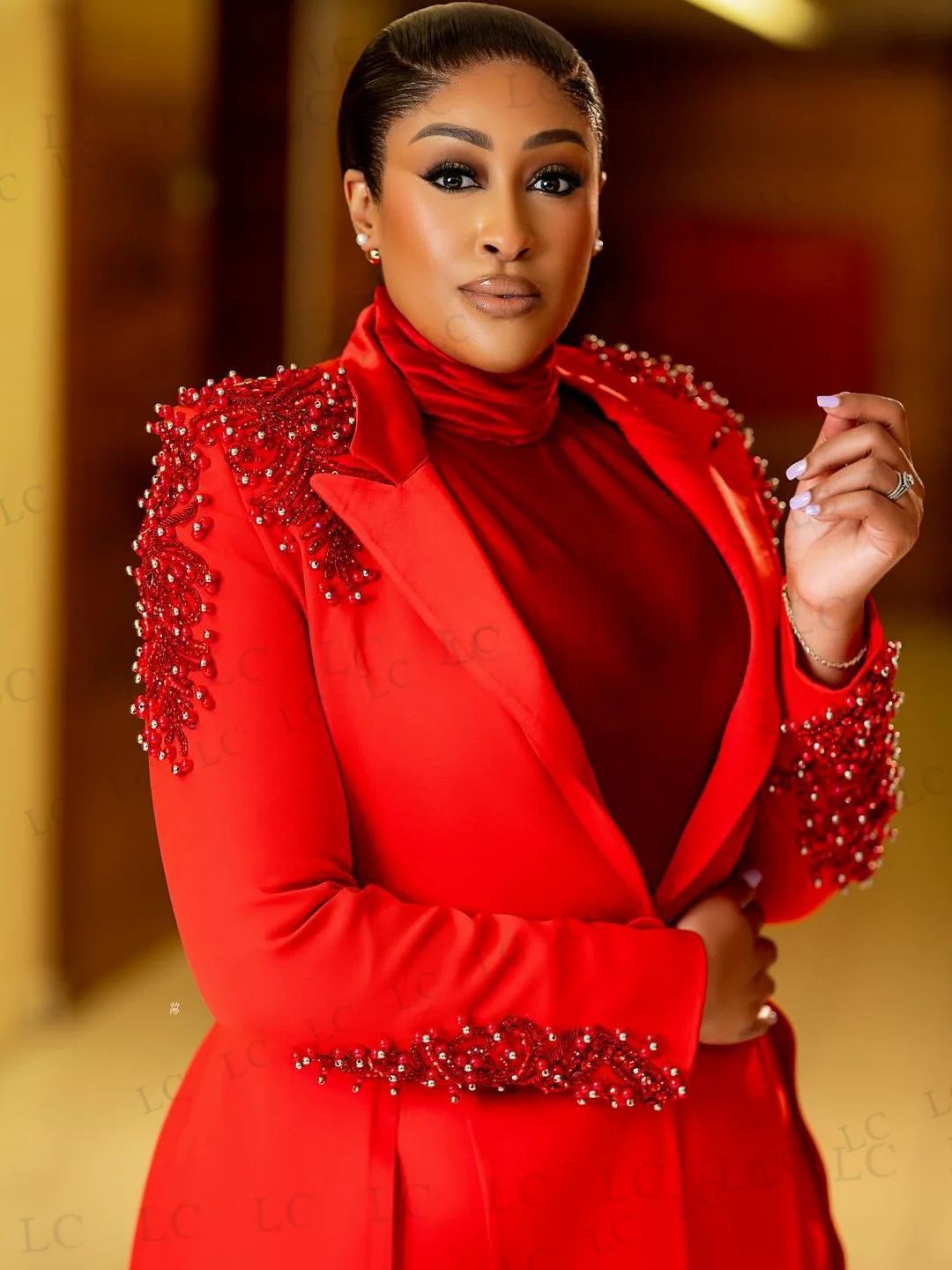 بدلات نسائية فاخرة 2 قطعة زر واحد سترة طويلة السراويل بلغت ذروتها التلبيب اللؤلؤ الماس حجم كبير مخصص أم العروس