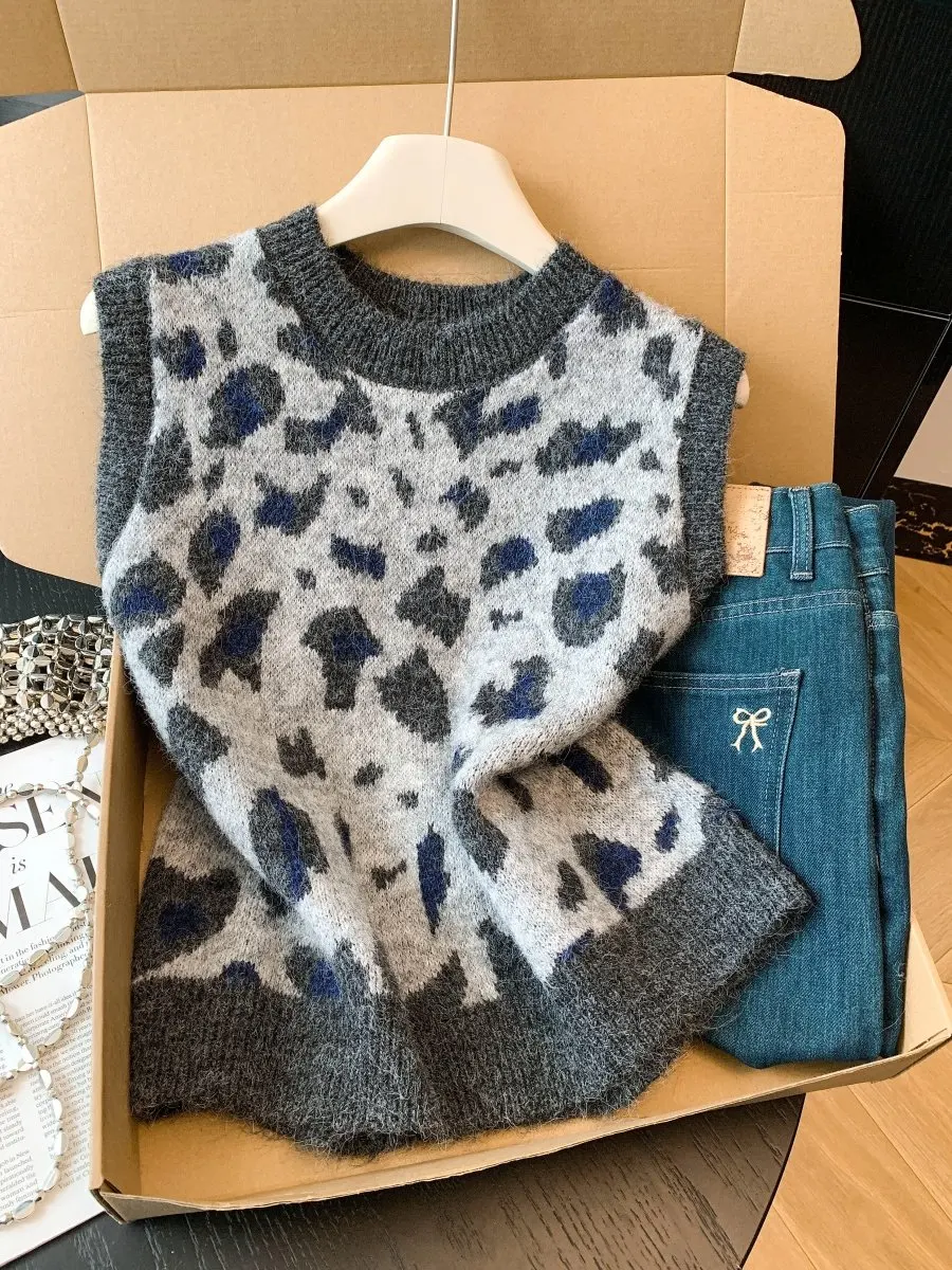 Retro Leopard Print Knitted Vest Women's Autumn Winter New round Ne Svel Tank Top Layering Design High-End Feeling Sw...