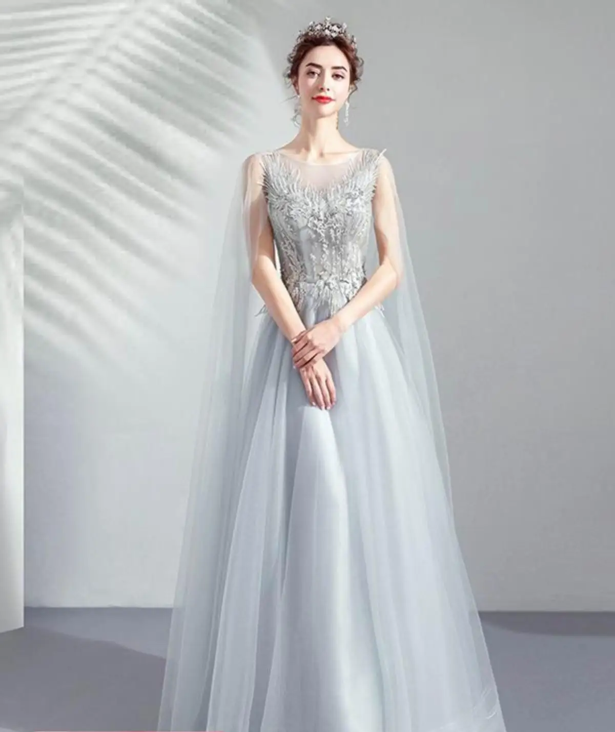 

Grey Flying Sleeves Banquet Art Exam Host Walking Show Guzheng Performance Cantata Adult Ceremony Evening Dress Customized