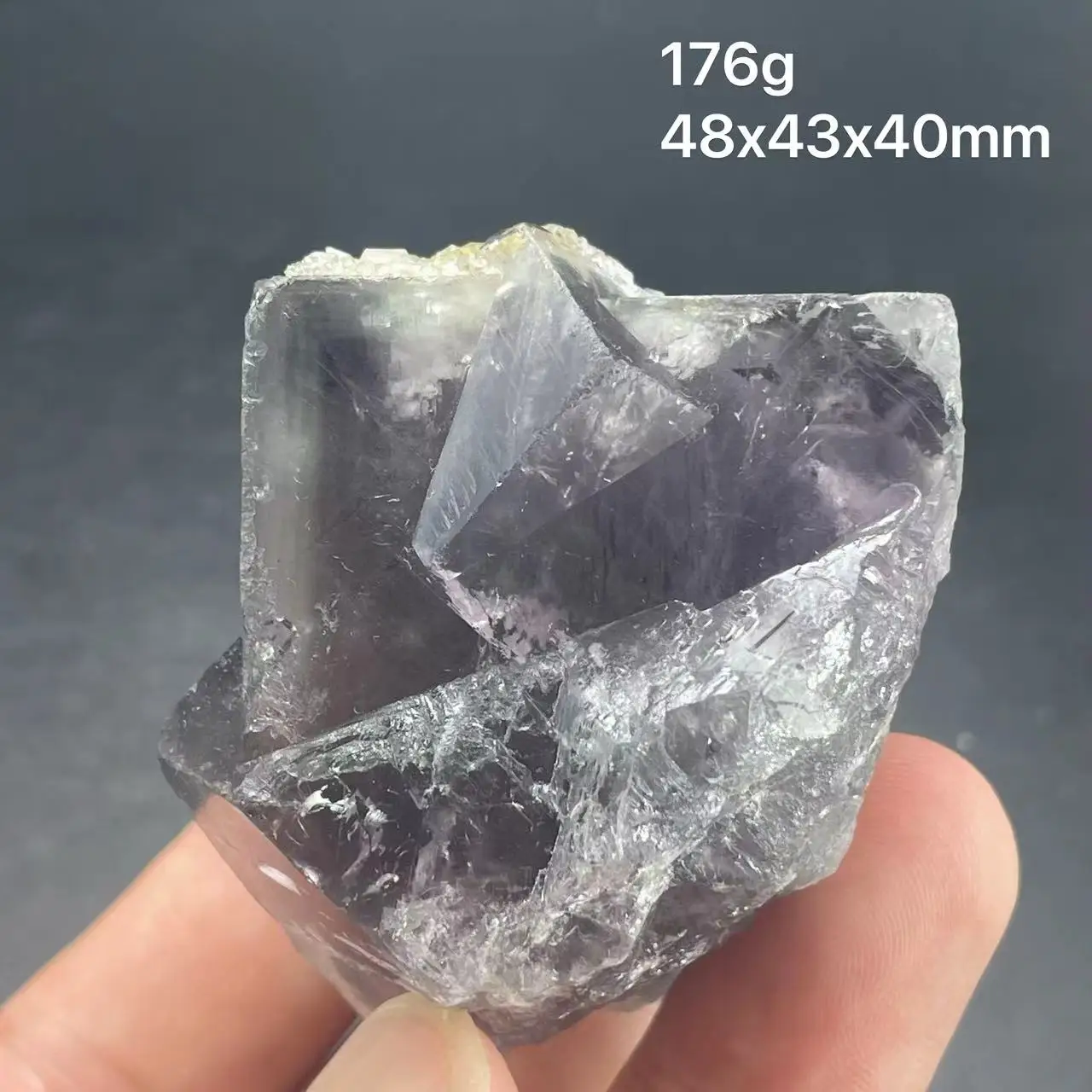 

New 100% natural fluorite clean quartz UV blue daylight fluorite from Namibia