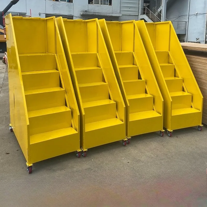 Warehouse, supermarket shelves, warehouse tally, pick up and load, step ladder with wheel guardrail, movable climbing ladder