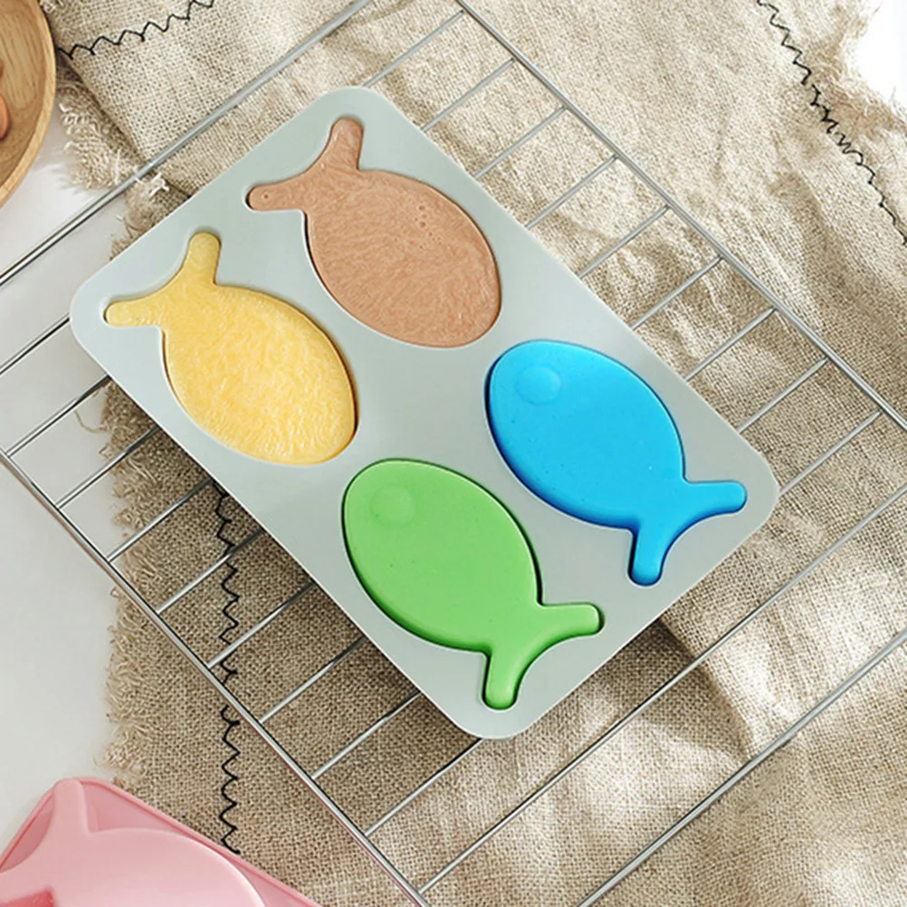 

Silicone Ice Cube Tray 4 Grids Fish Design Freezer Safe Mold for Ice Cubes Chocolate Candies Cakes Cupcakes Desserts Baking