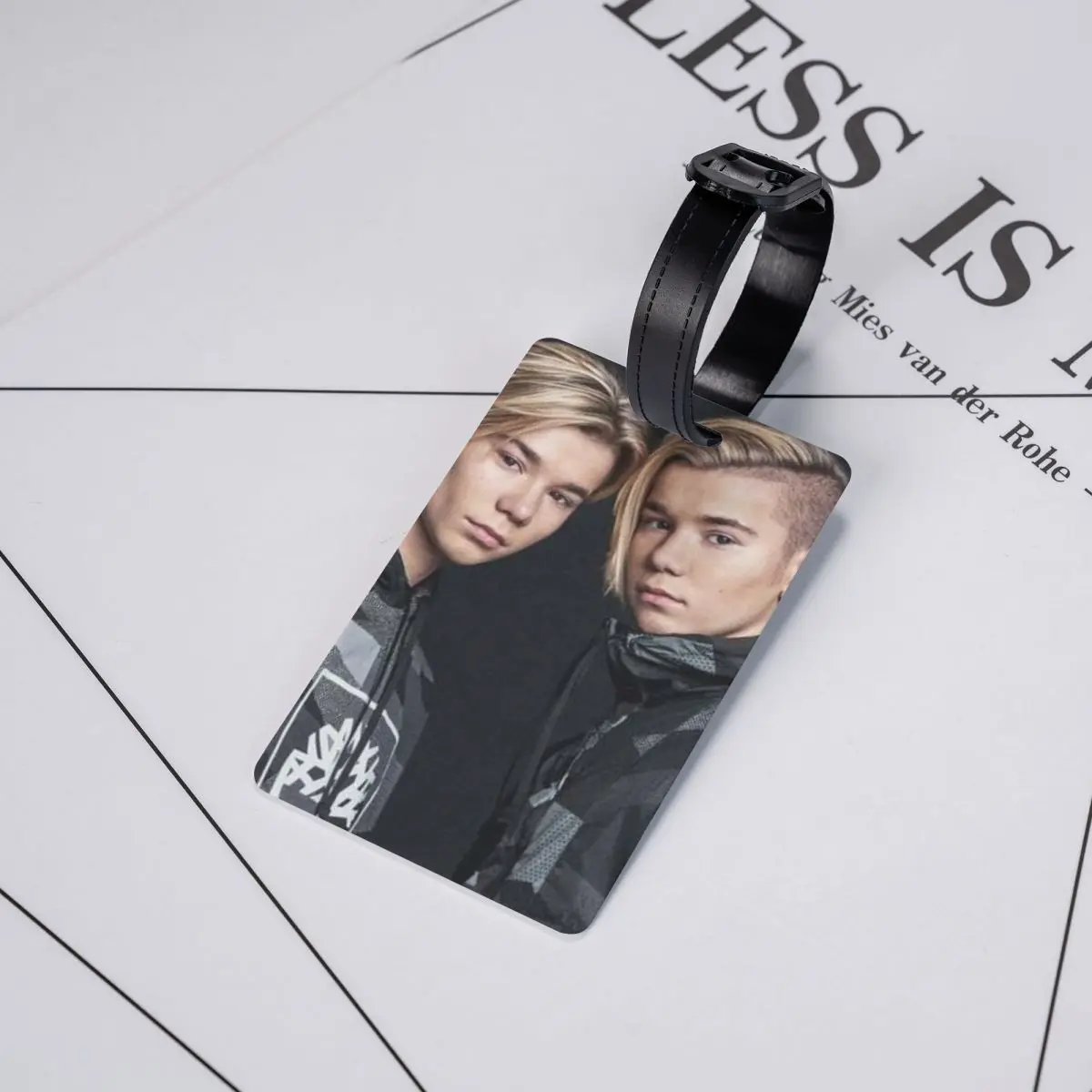 ماركوس ومارتينوس السويد النرويج يوروفيجن علامات الأمتعة حقيبة الموضة الأمتعة الصعود علامة التسمية حامل معرف اسم العنوان #5