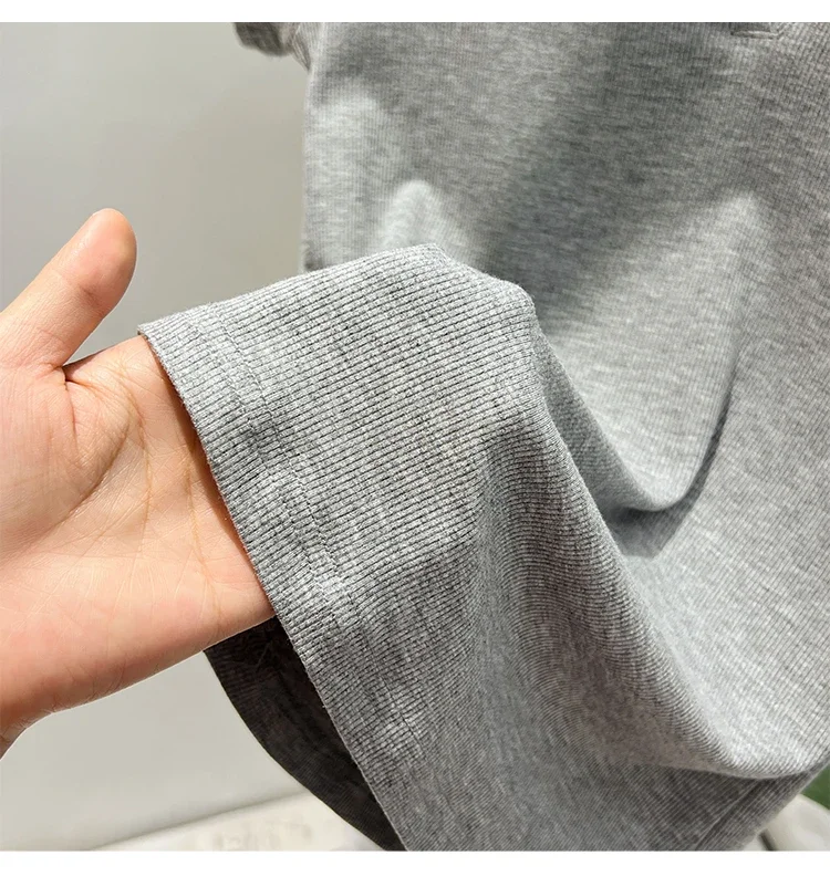 Nischen-Design Slim Fit Kurzarm Damen T-Shirt 2026 Sommer Neuheit V-Ausschnitt Poloshirt Einzigartiges Elegantes Top Koreanisches Einfarbiges Tee – Detail 27