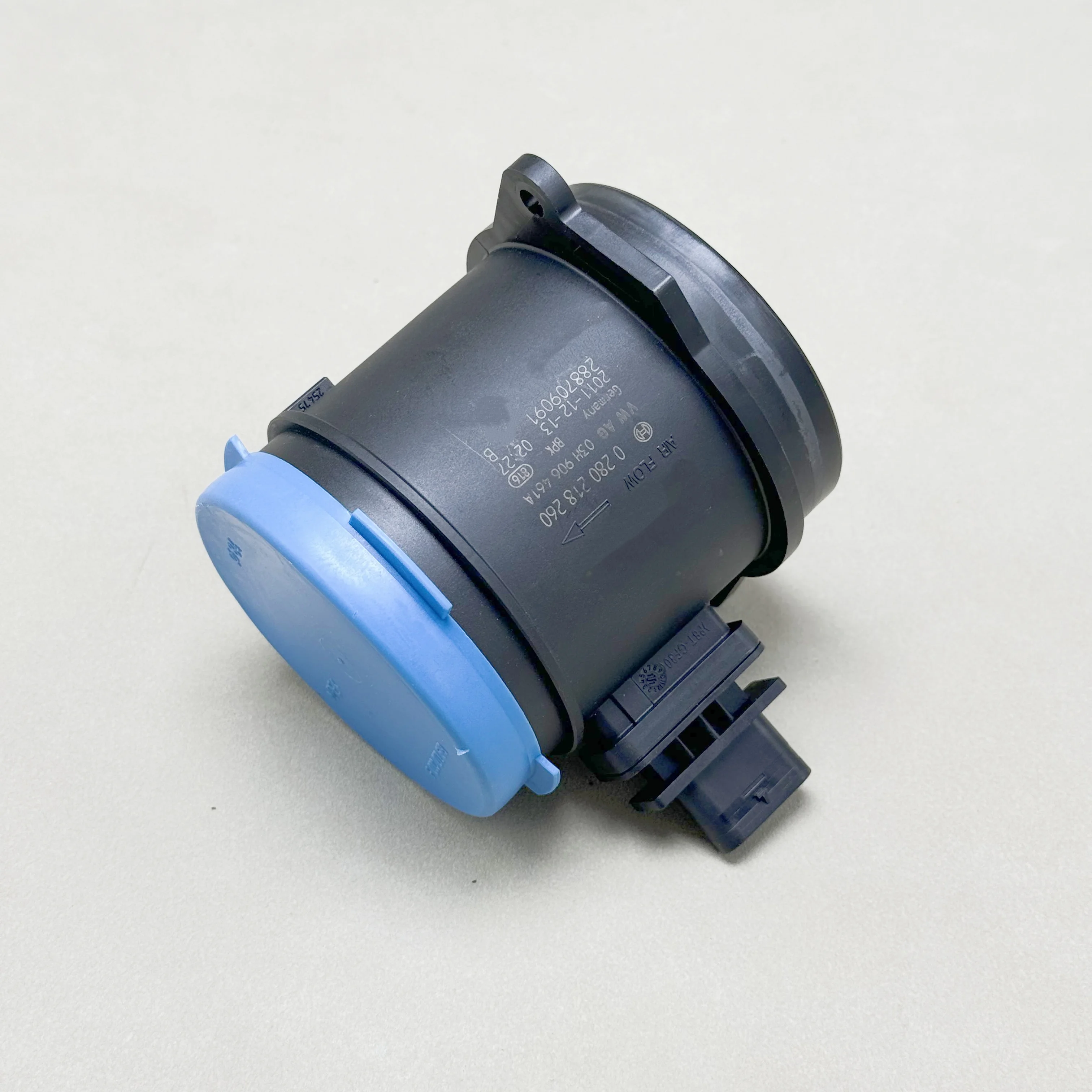03H906461A Mass Air Flow Sensor 5 Pin with Housing for VW Passat Touareg CC Skoda Superb Porsche Cayenne 3.6L