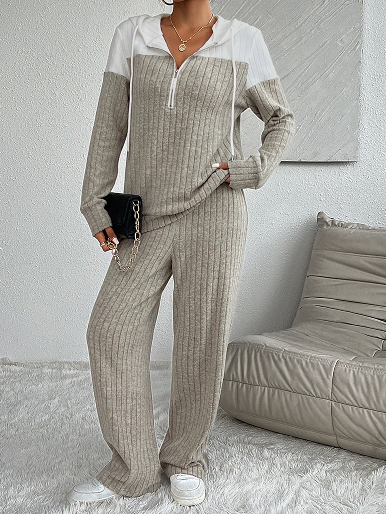 Women Autumn Winter New Arrivals Casual Sport Trouser Suit Kaki White Classic Top and Pants Tracksuit Two Piece Set Women 2024