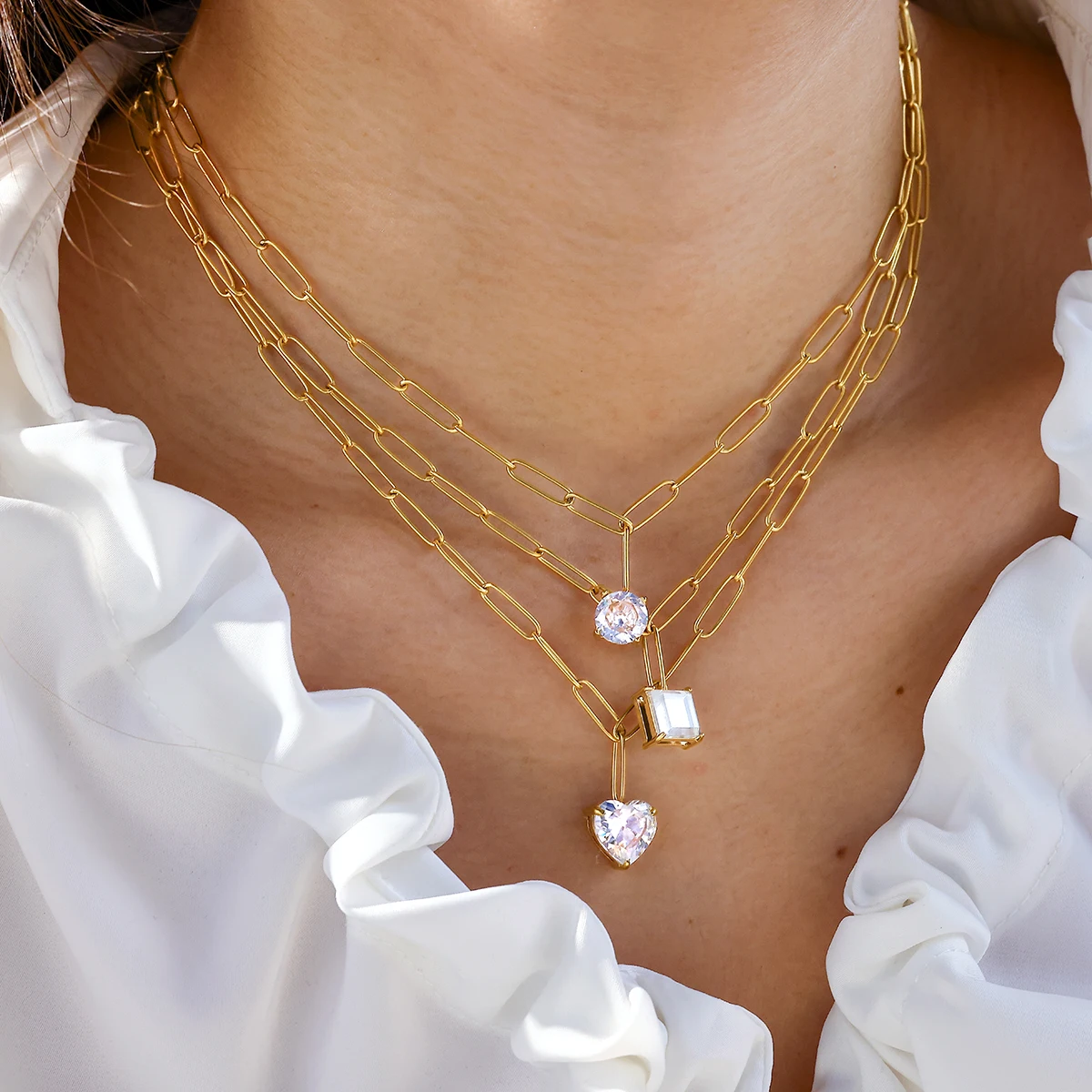 

Gold Women's Geometric Inlaid Zircon Necklace 304 Stainless Steel 18K Gold Plated Vacuum Electroplating Chain Charm Jewelry Gift