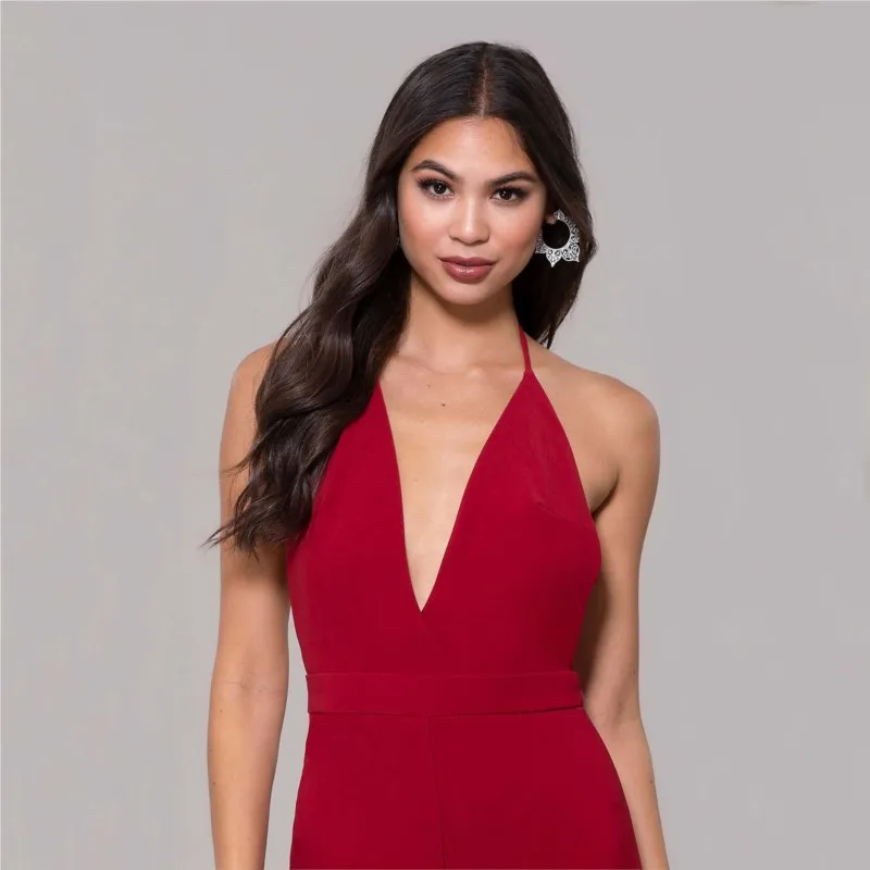 بدلة قفز على شكل حرف V لعام 2025 بدلة قفز للنساء ملابس نسائية بمزاج أنيق وبسيط مثير بلون سادة بدون ظهر