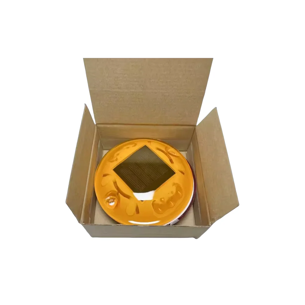 

Solar-Powered Traffic Road Studs: Super Bright Yellow Glaze Plastic Cat Eyes – Ideal for Road Marking & Security