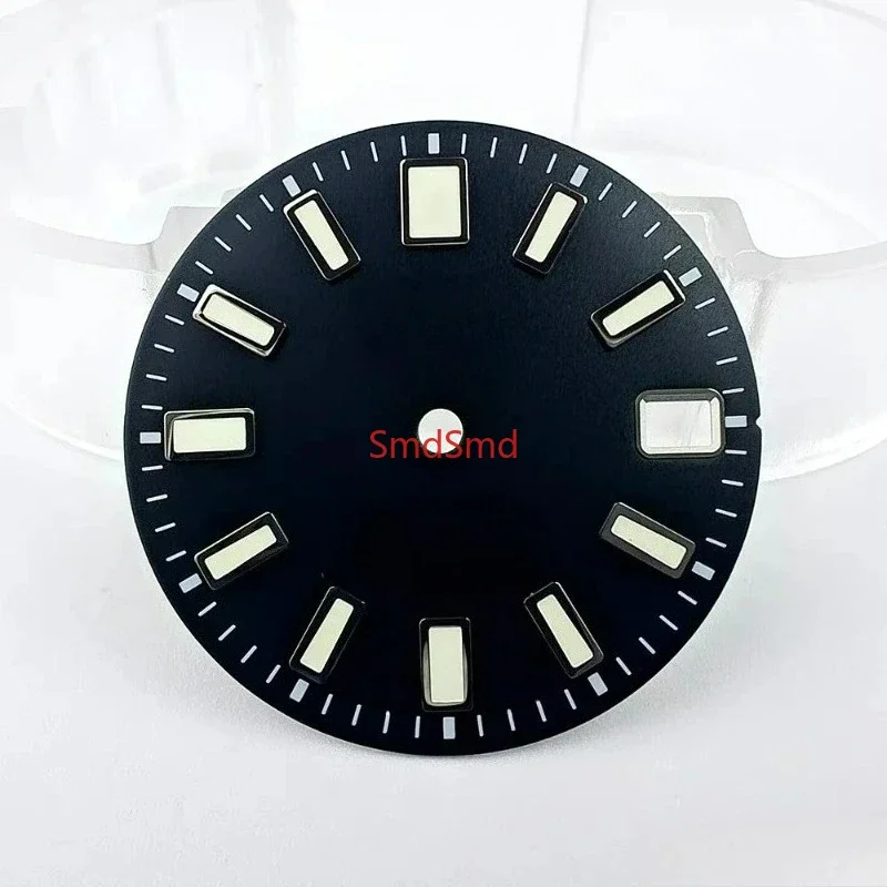 Sun Pattern Black Dial with A Diameter of 28.5mm, High-quality 62MAS, Suitable for NH35 Movement C3 Green Light Emission
