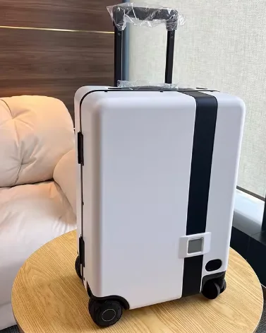 Intelligent Electric Luggage Compartment Automatic Follow Boarding Trolley Box Alternative Travel Traveling Suitcase Car
