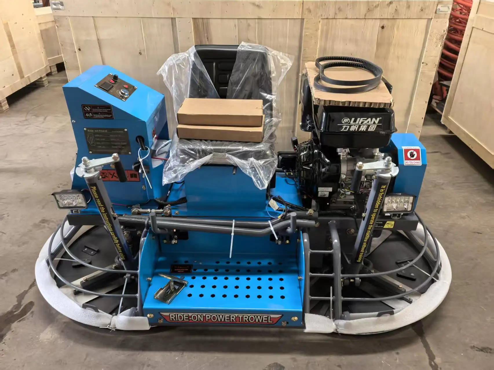 Ride-On Power Trowel Machine for Concrete Finishing Driving Double Rotary Concrete Helicopter Power Trowel
