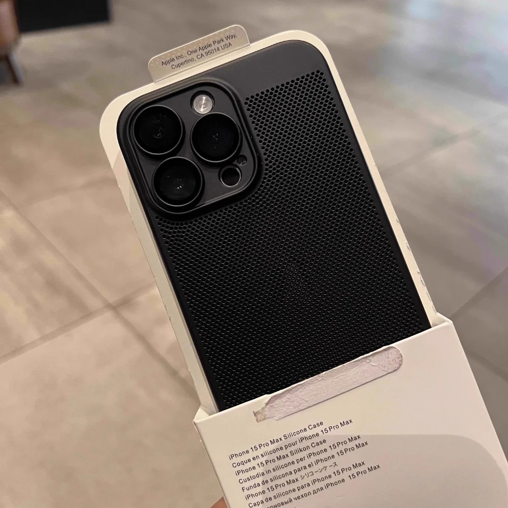 Neue Waben-Wärmeableitungs-Telefonhülle für iPhone 16, 15, 14, 13, 17, Pro Max Plus, kühlend, atmungsaktiv, einfarbig, stoßfest