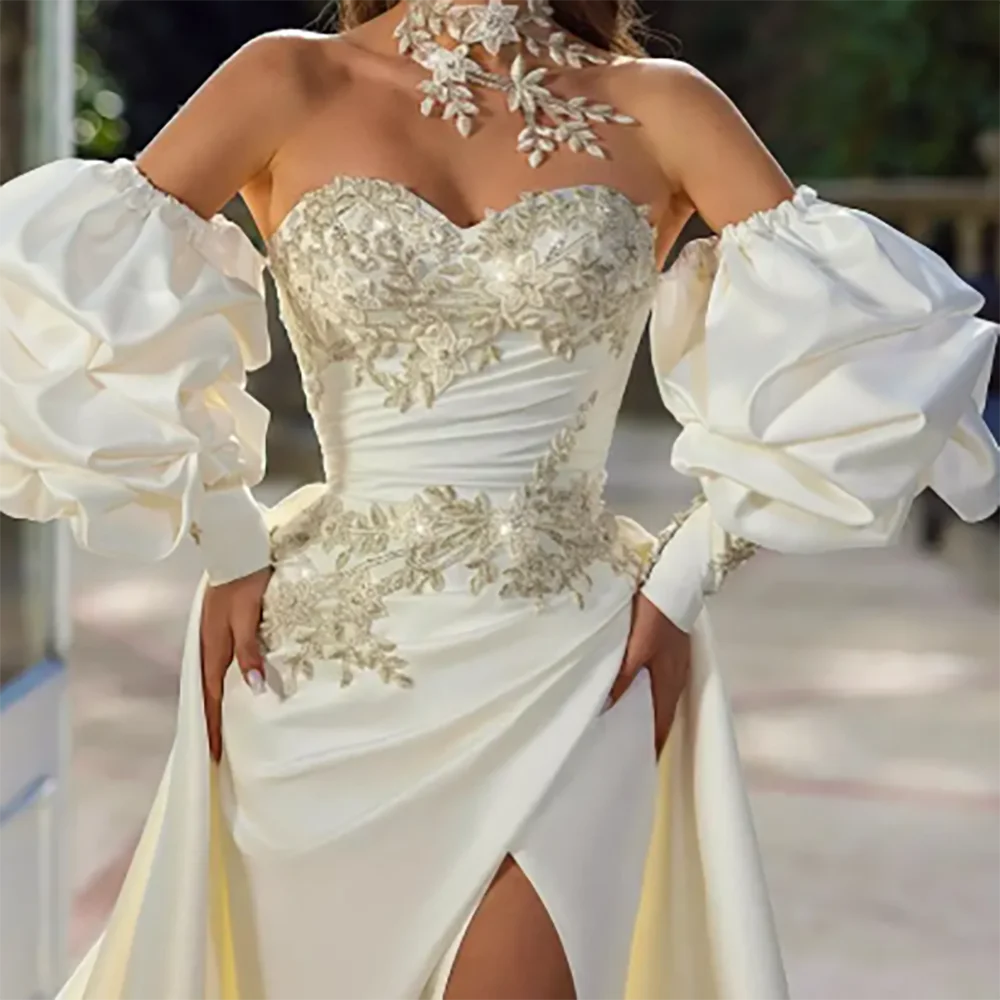 Klassische herzförmige, ärmellose Applikationen, Falten, Meerjungfrau, Braut, Brautkleider, individuelle Brautkleider