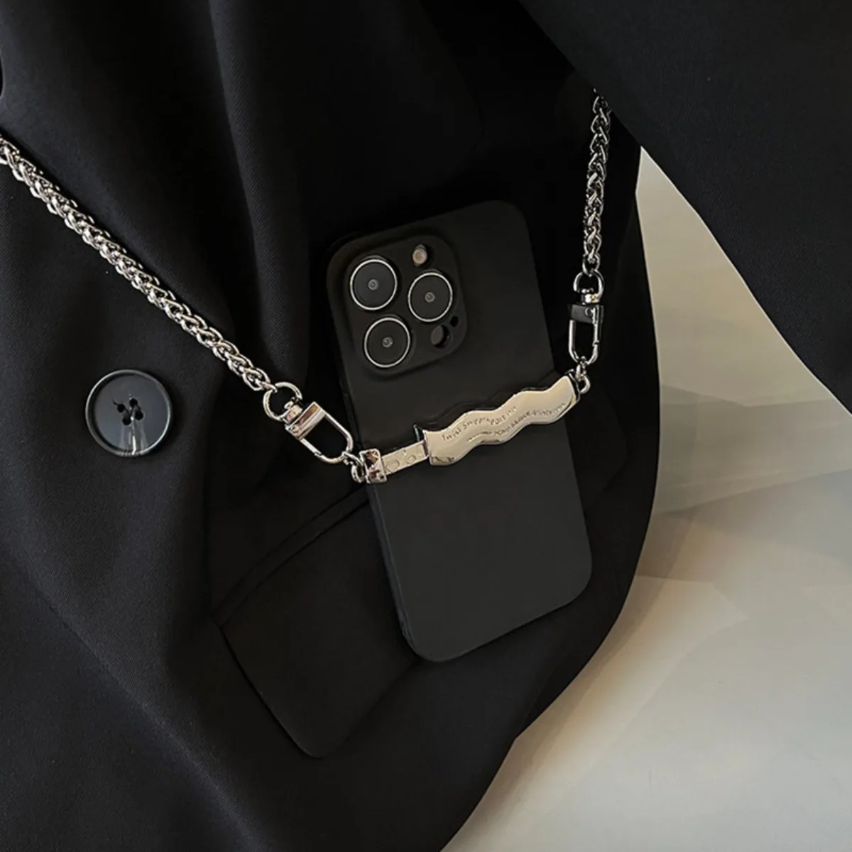 Mobile Phone Lanyard, Crossbody Strap, Backpack Metal Chain, Adjustable Mobile Phone Wavy Mobile Phone Clip, Crossbody Chain