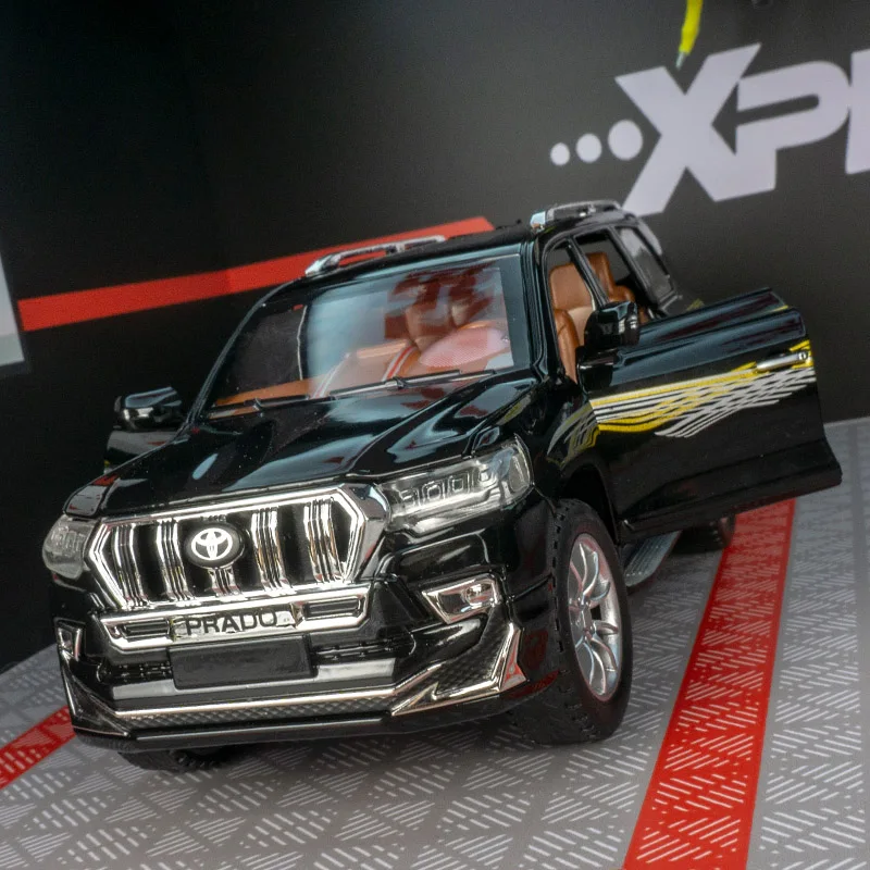 Modelo de vehículo todoterreno de aleación Toyota Prado 1:24, puertas de coche y capó de motor, el maletero se puede abrir detalles ricos, mano de obra fina