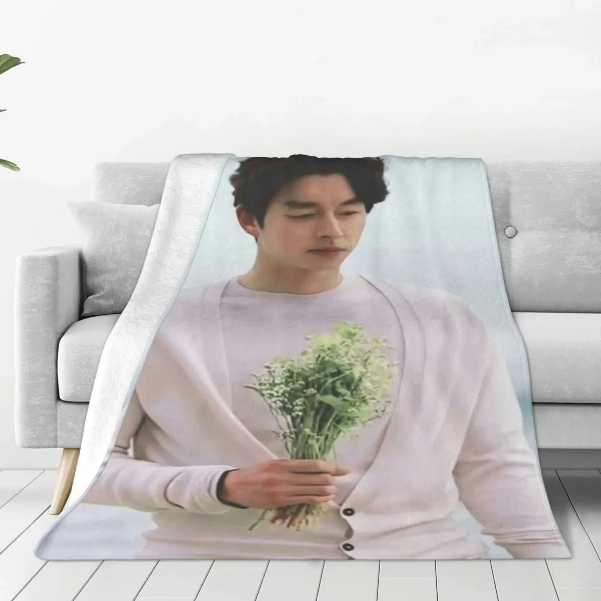 Gong Yoo Korean Blanket Sofa Cover Flannel Decoration TV Drama Goblin Breathable Super Soft Throw Blankets for Sofa Office Quilt