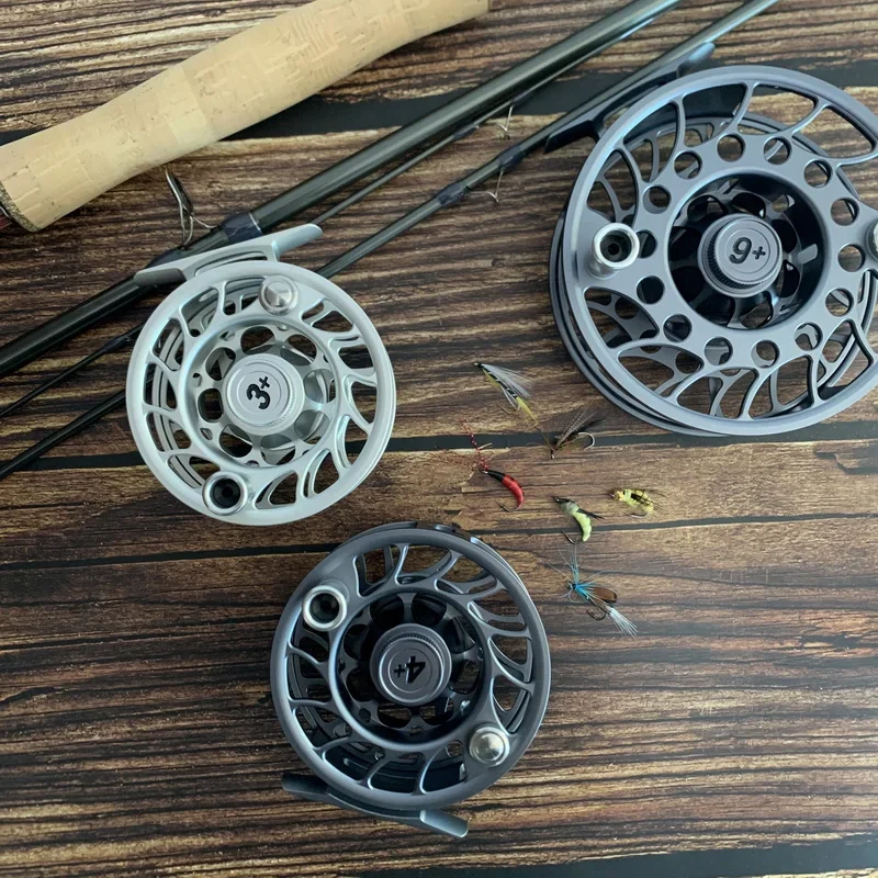 CNC machining integrated design for fly fishing reel with left and right interchangeable fly fishing reel 3/5 4/6 9/11 equipment