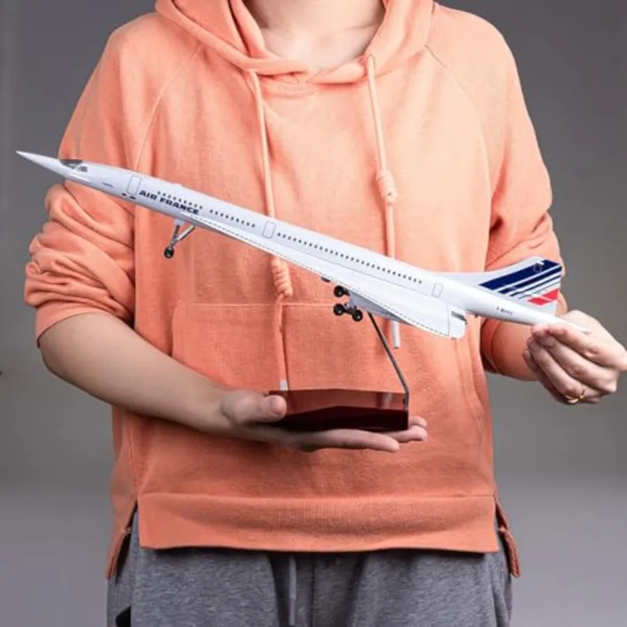 Concorde model plane for aviation display, metal and resin construction, silver-gray finish, ultra-detailed 1/125 scale superso