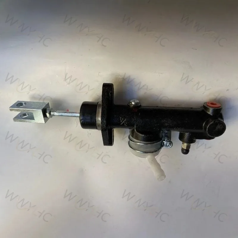 FD30-11 for Forklift Accessories Brake Master Cylinder 8322 1753 3EB-36-22700