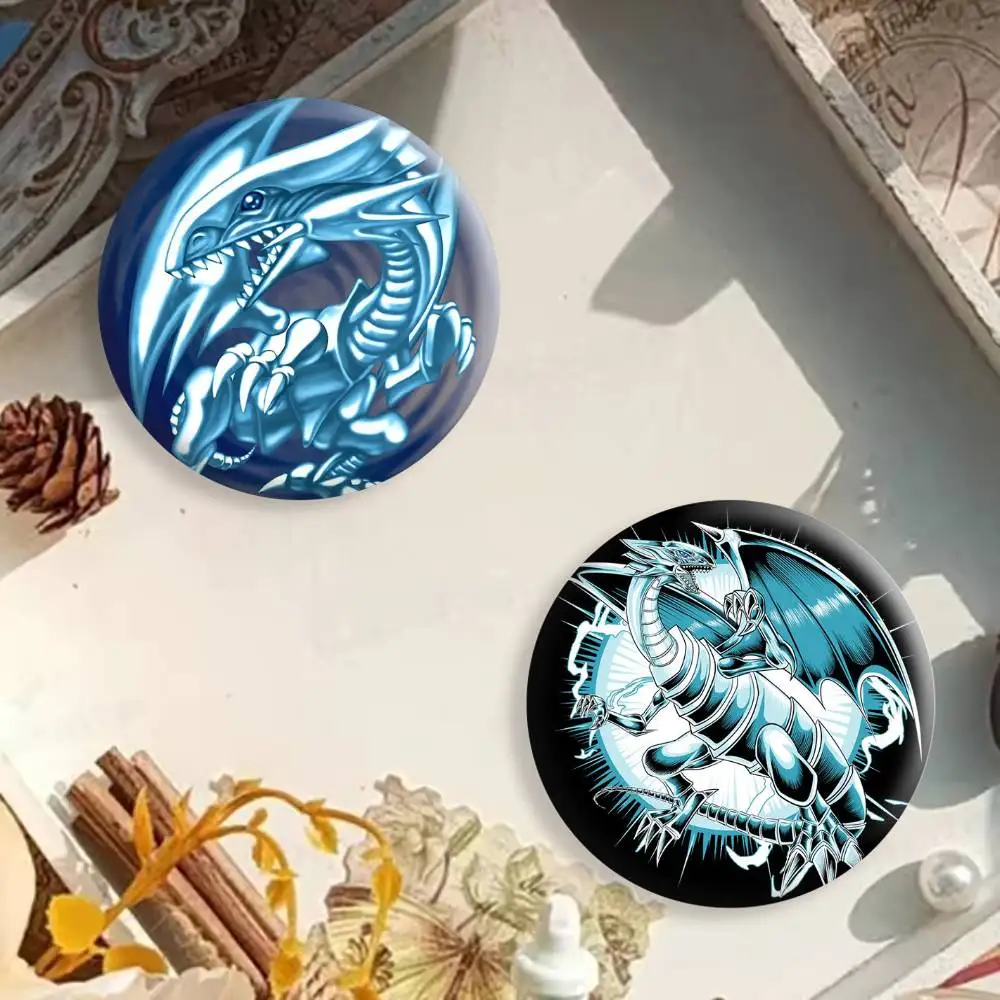 Dark Magician Blue Eyes White Dragon YUGIOH Badges Creative Tinplate Button PinsBrooch Badge Clothes Backpack