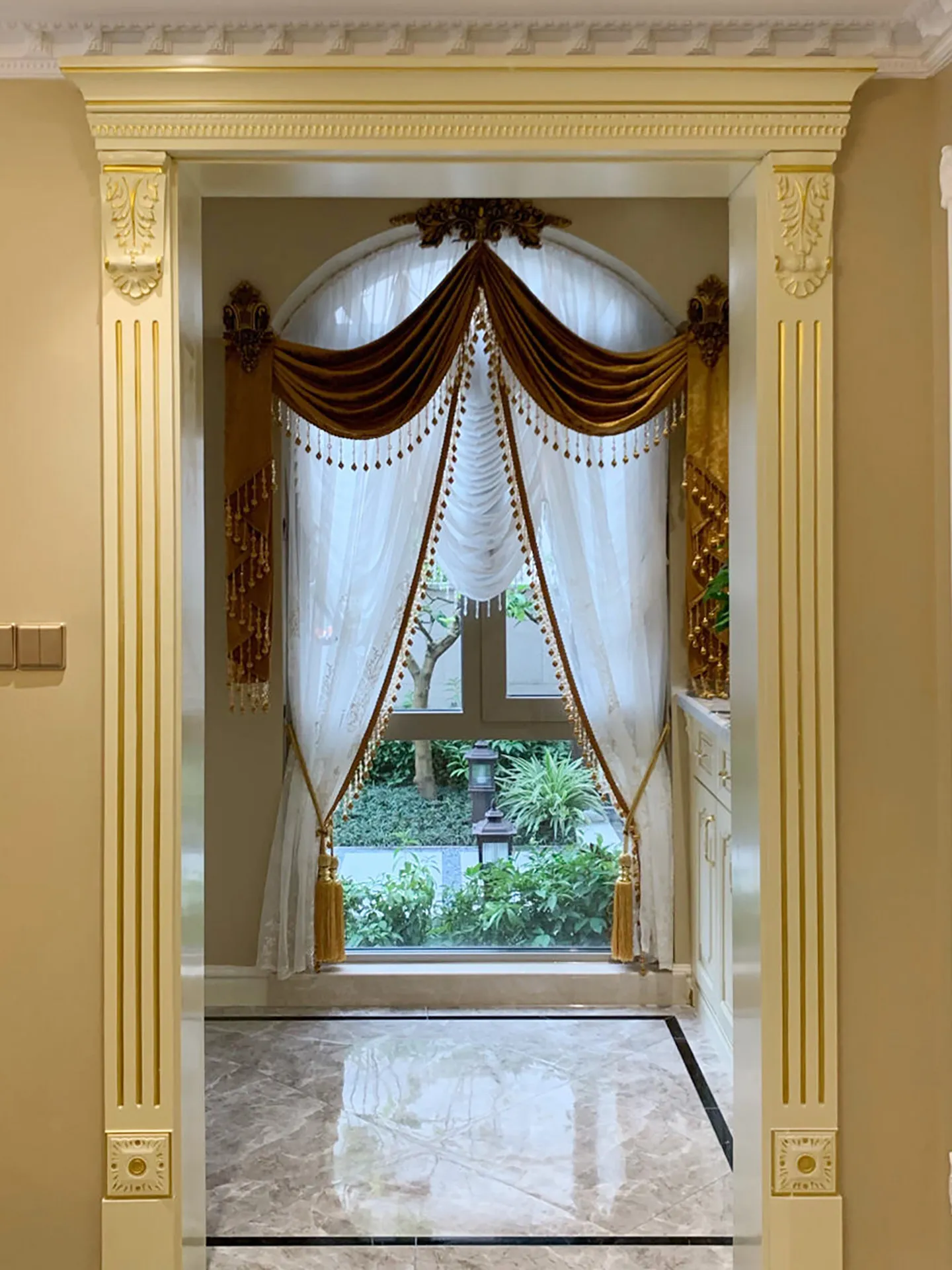 European Style Retro Villa Customized Brown Velvet Window Screen Curtains for Living Room Bedroom French Window Partition