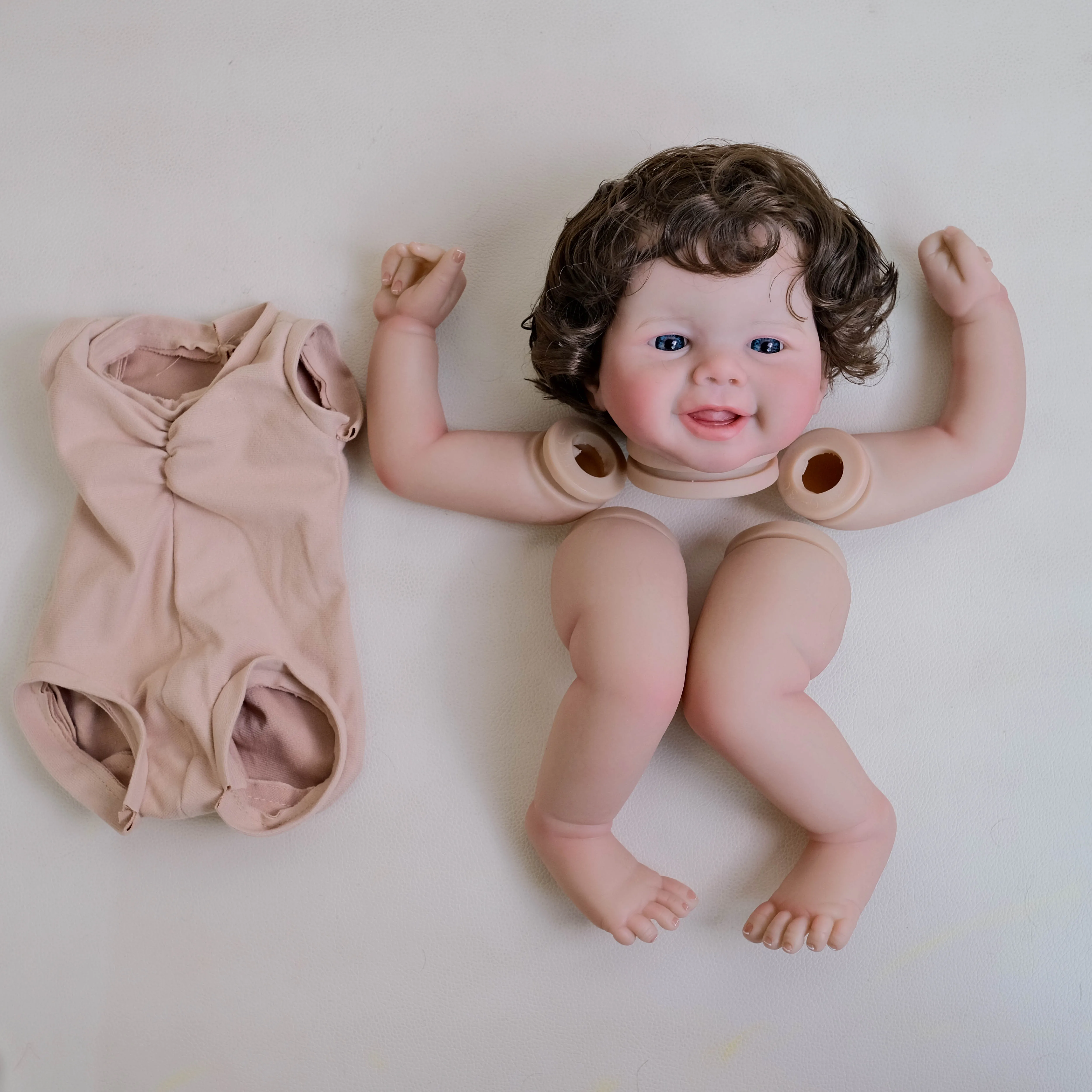 Kit bambola rinata realistica Vivienne da 19 pollici NPK Saldi di liquidazione - Dipinto e finito con parti di bambola fai da te per il corpo in tessuto