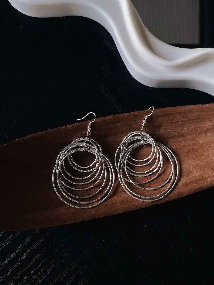 New Chinese flash silver multi-layer metal earrings, women's earrings, exaggerated earrings, holiday small circles
