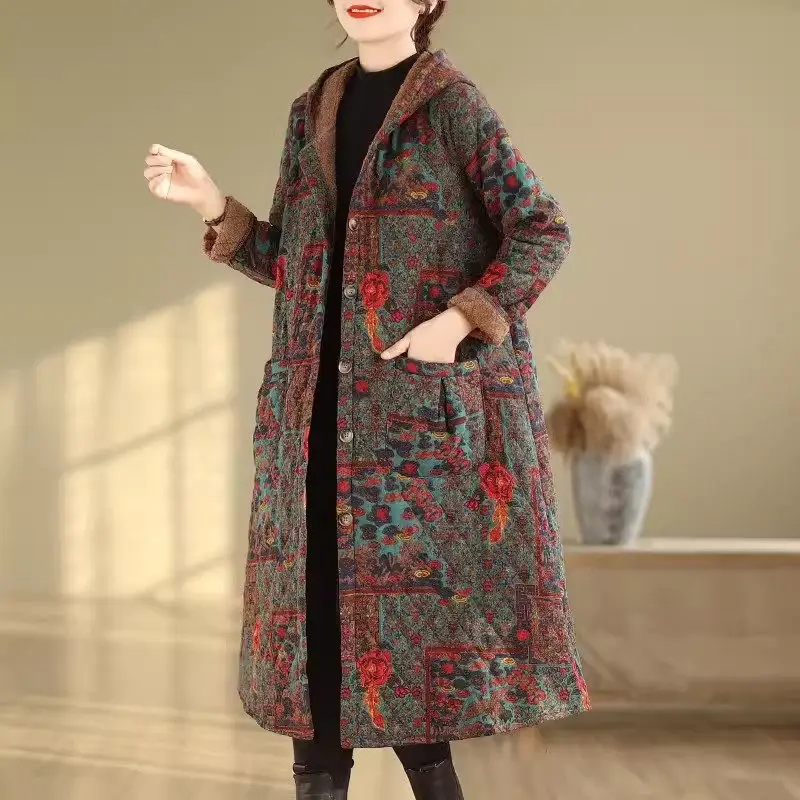 2024 Kapuze große Damen bekleidung dicke Plüsch Baumwoll jacke Retro ethnischen Stil Blumen warm Herbst Winter Fleece Mantel k2389