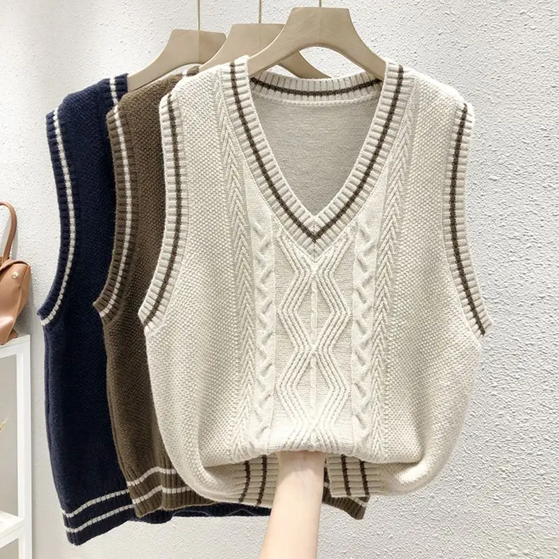 

2024 Women's New Autumn Winter Loose V-neck Sleeveless Tops Female Solid Color Sweater Vest Ladies Warm Knitted Waistcoat Y167