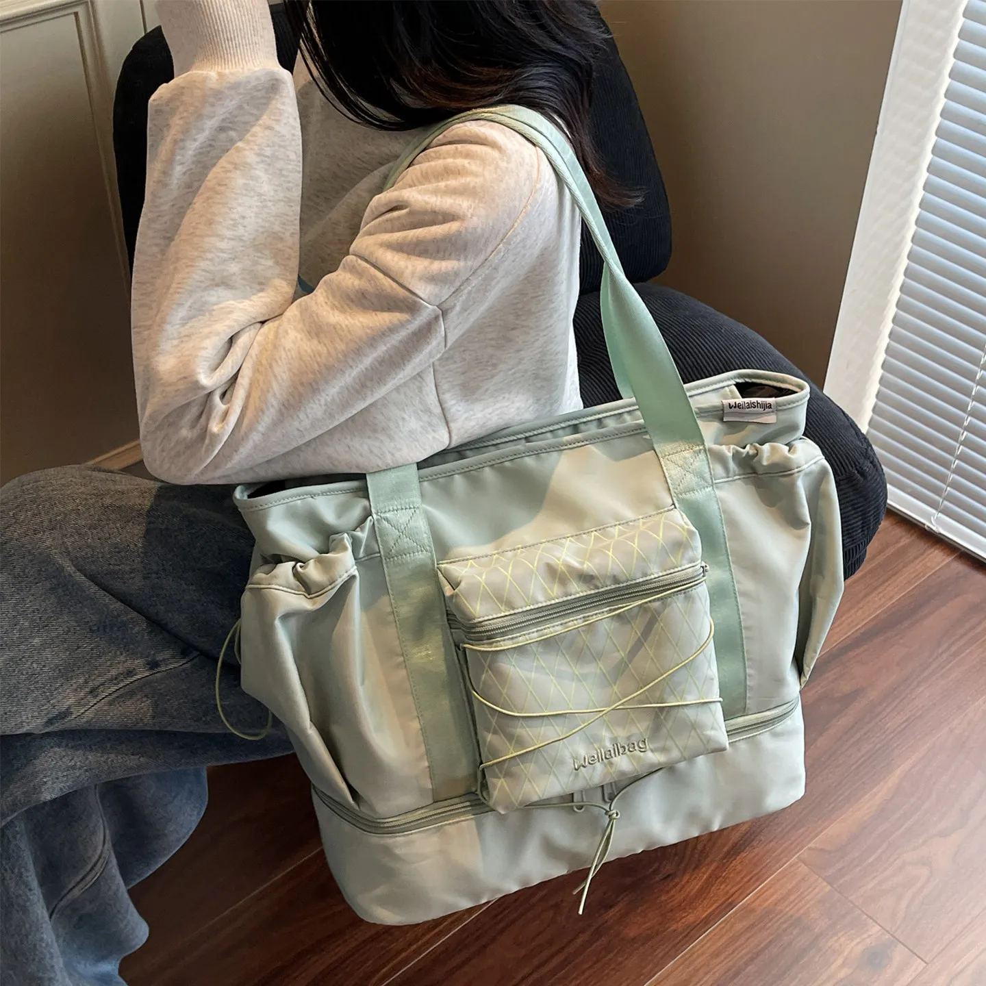 sport-fitness-bag-women's-handheld-yoga-bag-wet-and-dry-separation-independent-shoe-compartment-lightweight-versatile-short-t