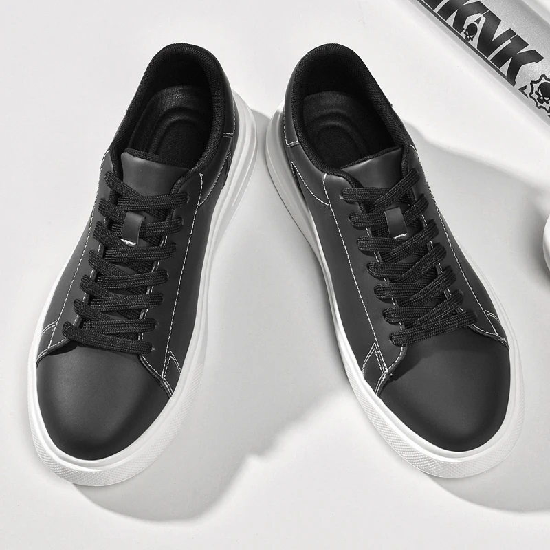 حذاء أبيض وسيم جديد للصيف يسمح بمرور الهواء ويمتص العرق مريح وصديق للبشرة وغير قابل للانزلاق وسهل الطي أحذية رياضية كاجوال #1