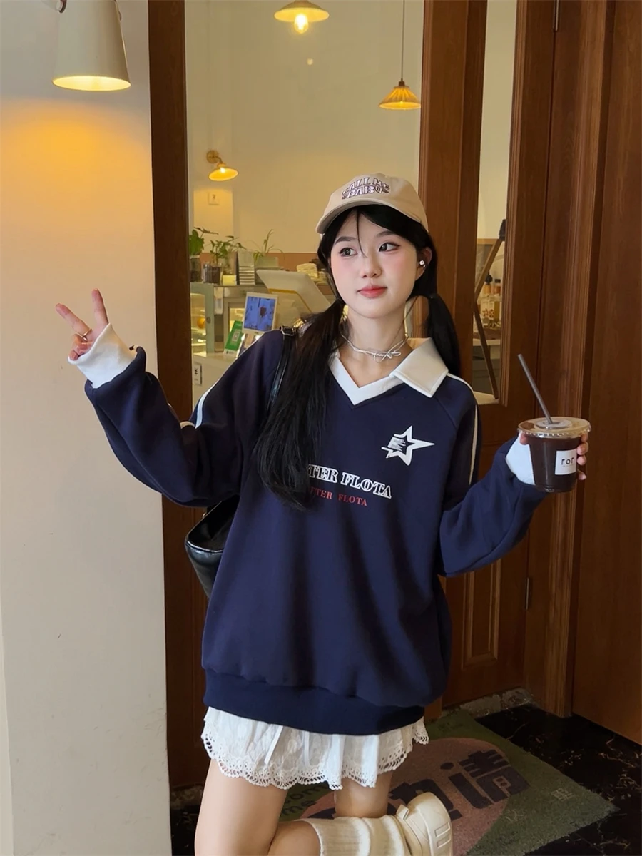 

Retro American Letter Print Collared Oversized Fleece Women's Sweatshirt Long Sleeve Necked Comfortable Fit Autumn Top